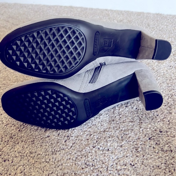 Aerosoles Booties - Picture 4 of 4